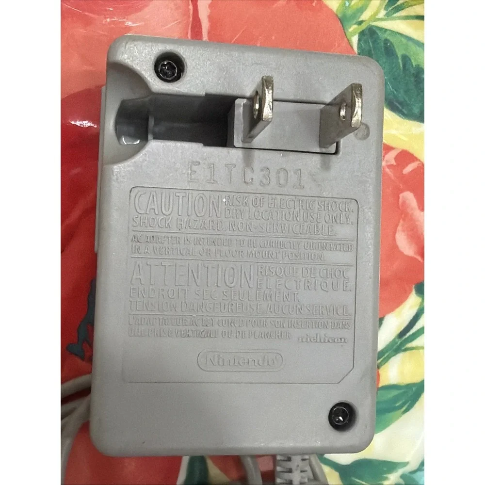 Nintendo WAP-002 Wall Charger for Nintendo DS/3DS/2DS XL - Gray